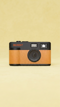 MOMNT Golden Hour — schermloze digitale camera in geel